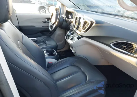 2020 Chrysler Pacifica Touring L from USA, damaged, VIN 2C4RC1BG8LR134103